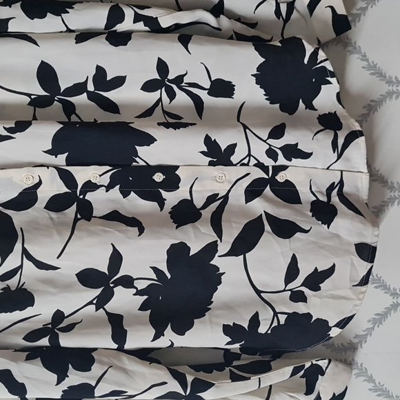 Shirt. - Picture 5 of 6